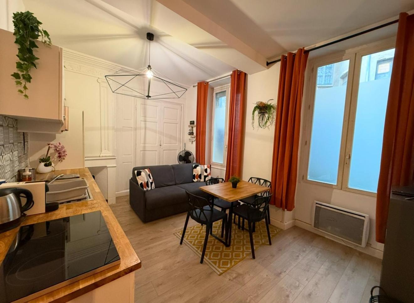 Apartment Les Du Centre Historique De Valence Valence (Drome)